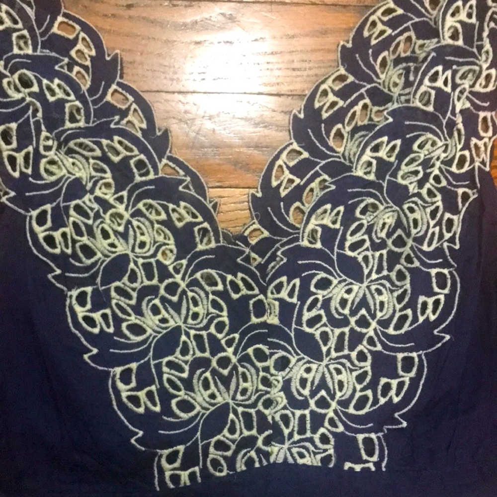 Anthropologie Floreat Navy White Cutout Scallop Blouse 2 / XS-S - Picture 4 of 8